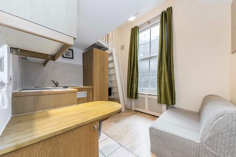 Studio to rent, Fairholme Road, London W14