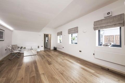 2 bedroom flat to rent, North End Road, London W14