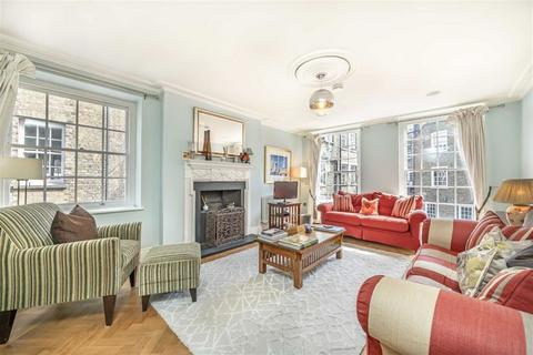 undefined, Buckingham Place, London SW1E