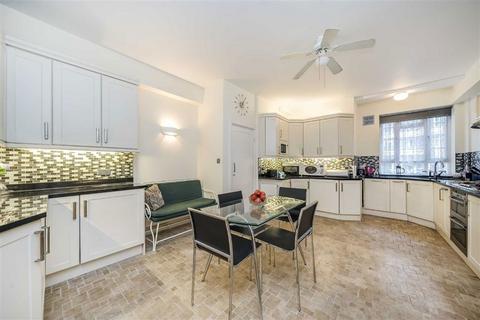 5 bedroom maisonette for sale, Marsham Street, London SW1P