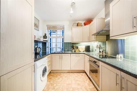 Flat 15, Tufton Court Tufton Street, London, SW1P 3QH