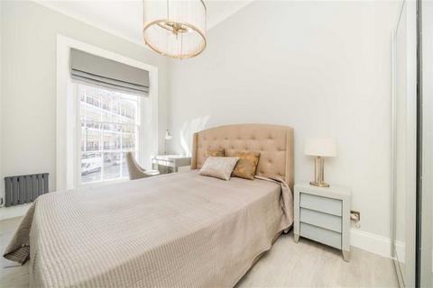 2 bedroom flat for sale, Lupus Street, London SW1V