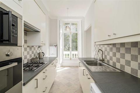 1 bedroom flat for sale, St. Georges Square, London SW1V