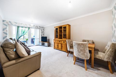 2 bedroom apartment for sale, Stewart Court, Denham Garden Village, Denham, Buckinghamshire, UB9