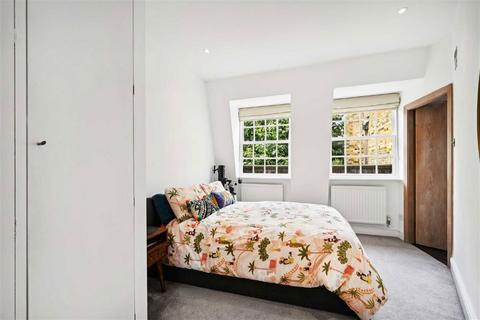 2 bedroom flat for sale, Tachbrook Street, London SW1V