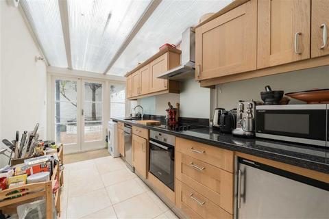 2 bedroom flat for sale, Moreton Terrace, London SW1V