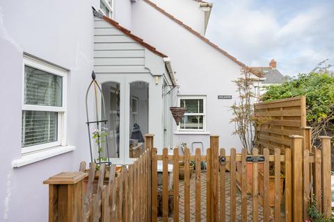 3 bedroom property for sale, Les Rue Frairies, St. Andrew, Guernsey