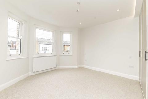 5 bedroom end of terrace house for sale, Hamilton Road, London SW19