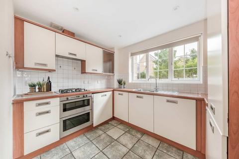 2 bedroom flat for sale, East Road, London SW19