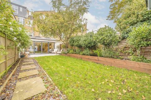 2 bedroom flat for sale, Woodside, London SW19