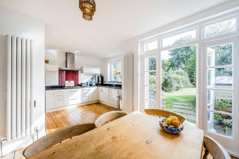 3 bedroom house for sale, Stratton Road, London SW19