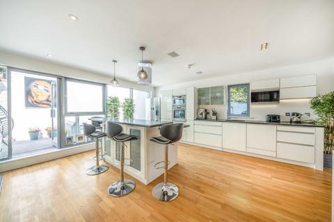 4 bedroom semi-detached house for sale, Cottenham Park Road, London SW20