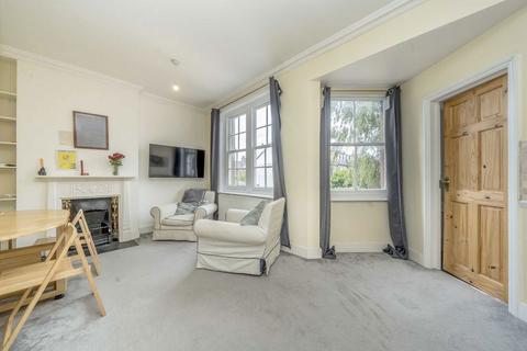 2 bedroom flat for sale, Worple Road, London SW20