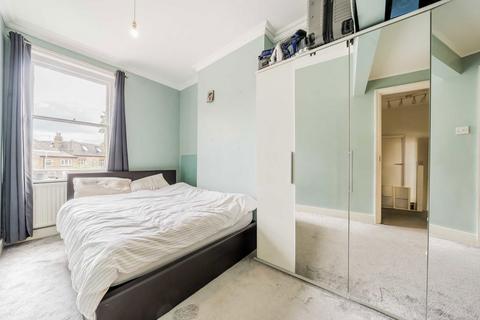 2 bedroom flat for sale, Worple Road, London SW20