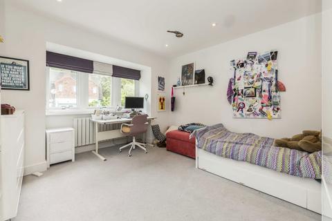 54 Barham Road, London, SW20 0ET