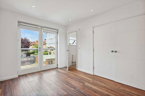 3 bedroom semi-detached house for sale, Craven Gardens, London SW19