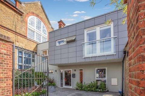 3 bedroom semi-detached house for sale, Craven Gardens, London SW19