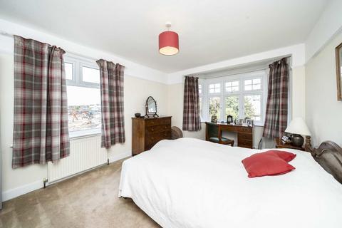 4 bedroom house for sale, Orchard Close, London SW20