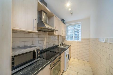 2 bedroom flat for sale, Wimbledon Hill Road, London SW19