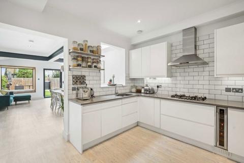 4 bedroom semi-detached house for sale, Milton Road, London SW19