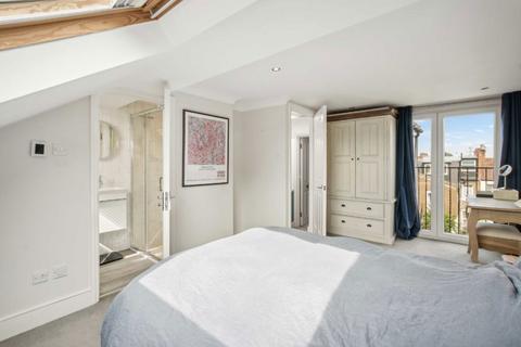 31 Milton Road, London, SW19 8SF