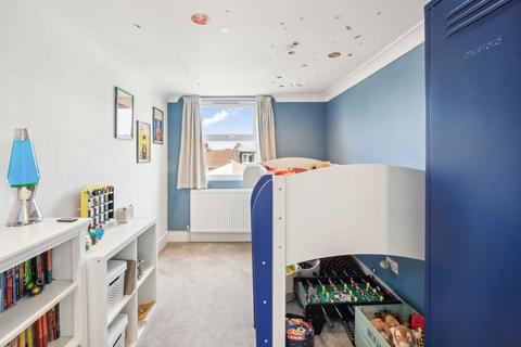 31 Milton Road, London, SW19 8SF