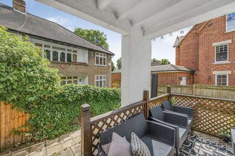 3 bedroom maisonette for sale, Glendale Drive, London SW19