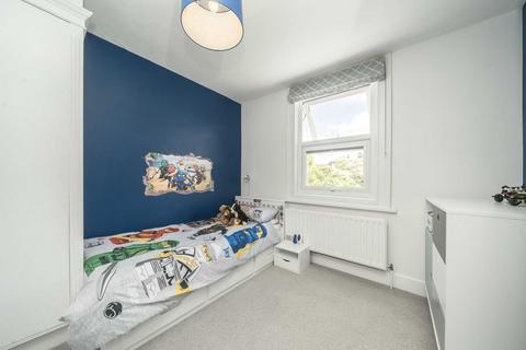 89 Hamilton Road, London, SW19 1JG