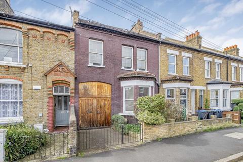127 Gladstone Road, London, SW19 1QS