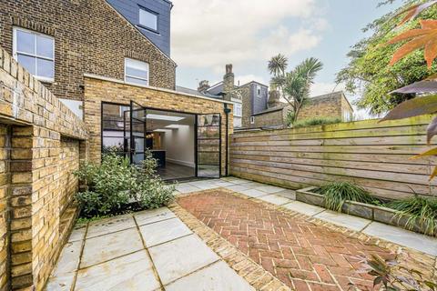 5 bedroom house to rent, Graham Road, London SW19