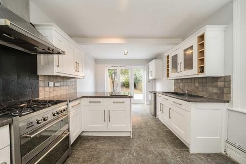 64 Hamilton Road, London, SW19 1JF
