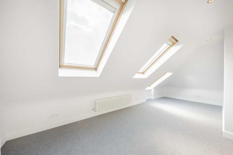 56 Braeside Avenue, London, SW19 3PT