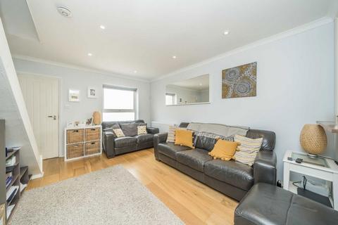 2 bedroom house for sale, Willmore End, London SW19