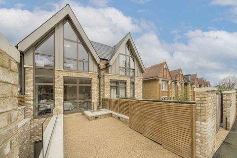 5 bedroom semi-detached house for sale, Cottenham Park Road, London SW20