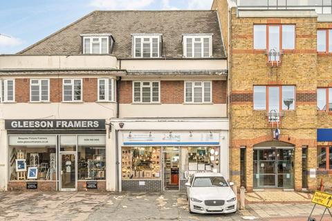 3 bedroom flat for sale, Coombe Lane, London SW20