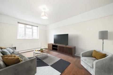 3 bedroom flat for sale, Coombe Lane, London SW20