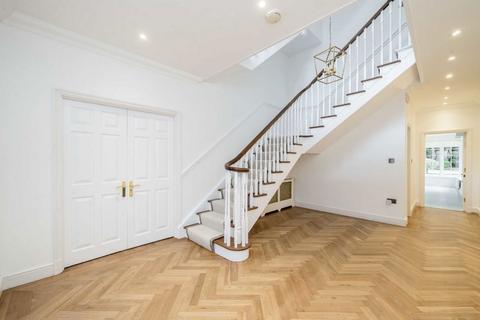 7 bedroom detached house to rent, Greenoak Way, London SW19