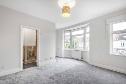 139 Queens Road, London, SW19 8NS