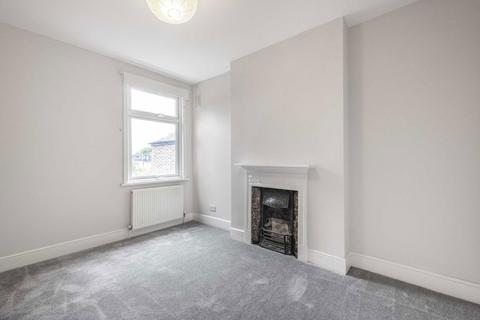 139 Queens Road, London, SW19 8NS