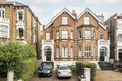 2 bedroom flat to rent, Worple Road, London SW20