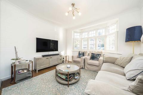 3 bedroom semi-detached house to rent, Westcoombe Avenue, London SW20