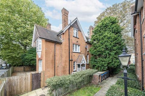 2 bedroom flat for sale, Kingston Road, London SW19