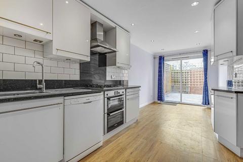 3 bedroom house to rent, Palmerston Road, London SW19