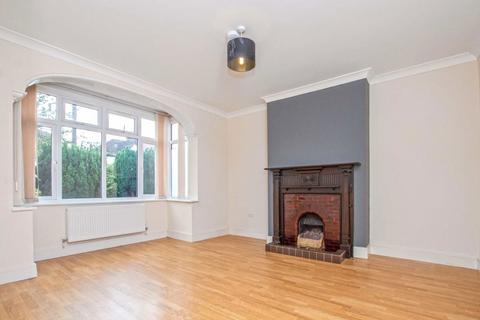 3 bedroom house to rent, Sandbourne Avenue, London SW19