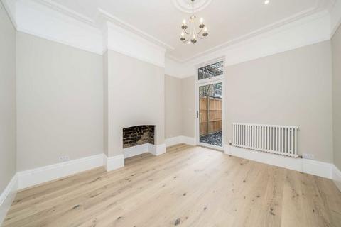 4 bedroom house for sale, Barry Road, London SE22