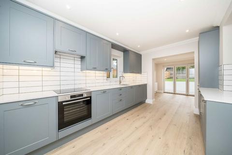 4 bedroom house for sale, Barry Road, London SE22