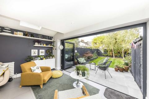60 Friern Road, London, SE22 0AX