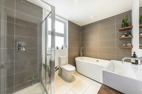 60 Friern Road, London, SE22 0AX