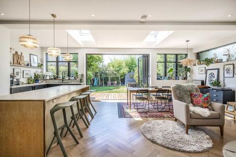 44 Homestall Road, London, SE22 0SB