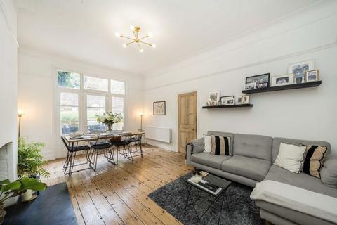 2 bedroom flat for sale, Underhill Road, London SE22